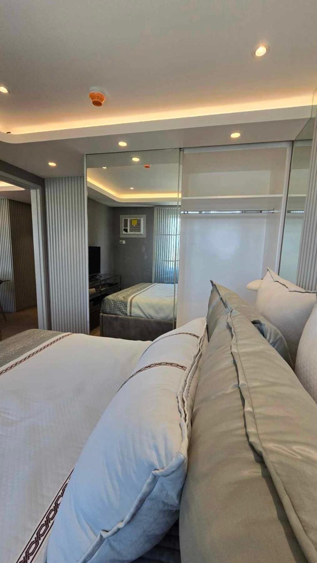 Hill Residences 4* Quezon City
